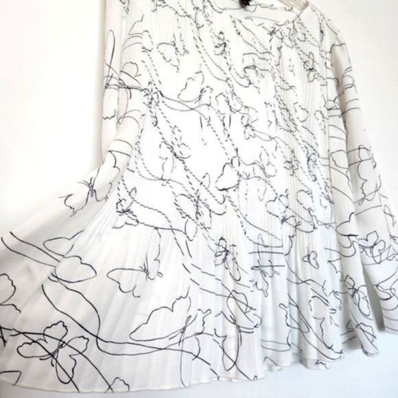 NWOT Ann Taylor Abstract Butterly Pleated Long-Sleeve Blouse - Picture 4 of 8